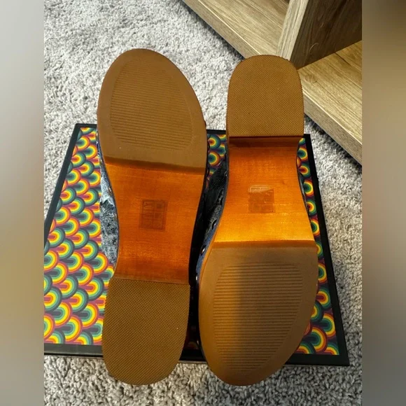 Kurt Geiger Women's Denim Blue Studded Clogs - Picture 9 of 11